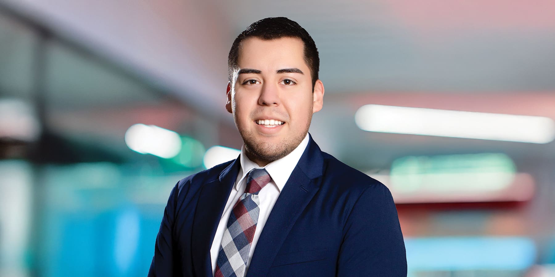 Portrait of Mike Landa, a Samet Corporation team member, showcasing his professional role and contributions to the company.