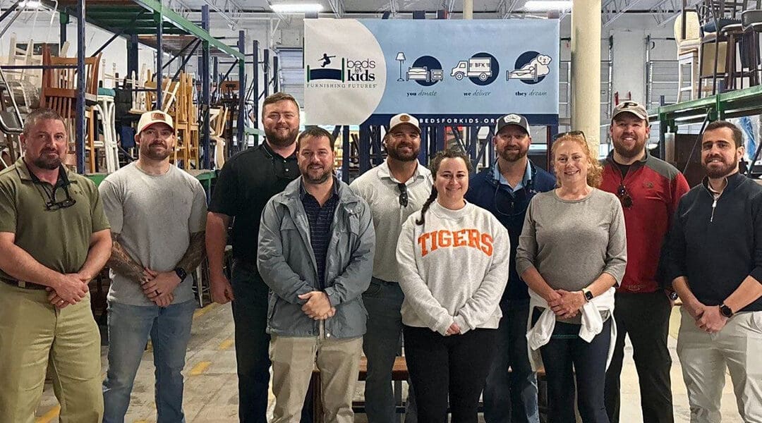 Samet Charlotte Volunteers at Beds For Kids